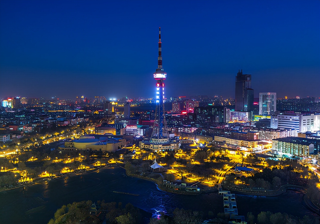 吉林出现“天价学费”高校，家长犯了愁，有钱人孩子的绿色通道