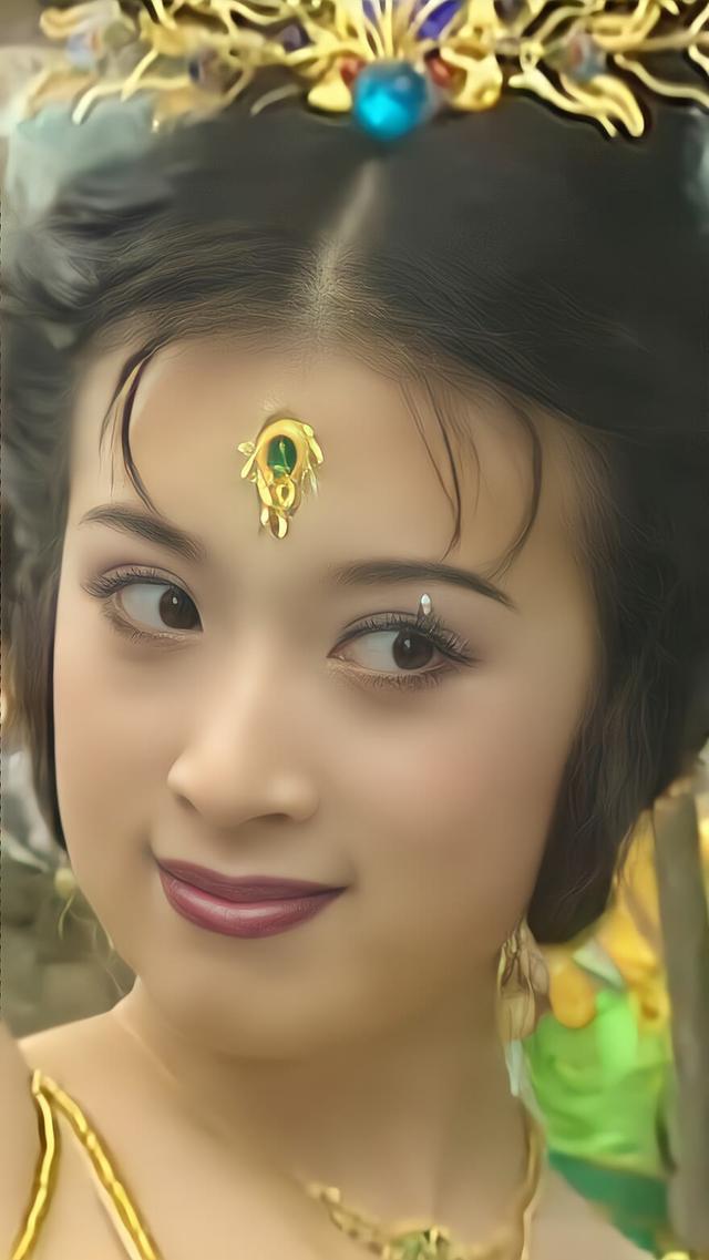 那些惊艳了时光的古装角色,朱茵最美,巩俐最仙,杨幂造型满分