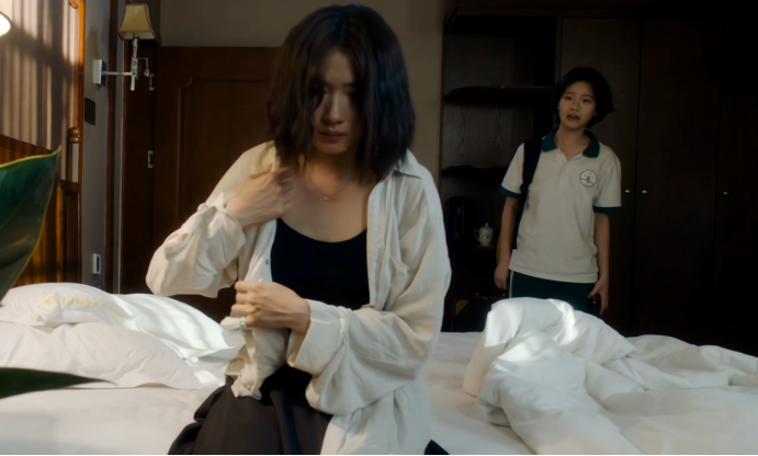 母亲坑女儿，女儿坑闺蜜，这部票房仅2666万电影真敢拍