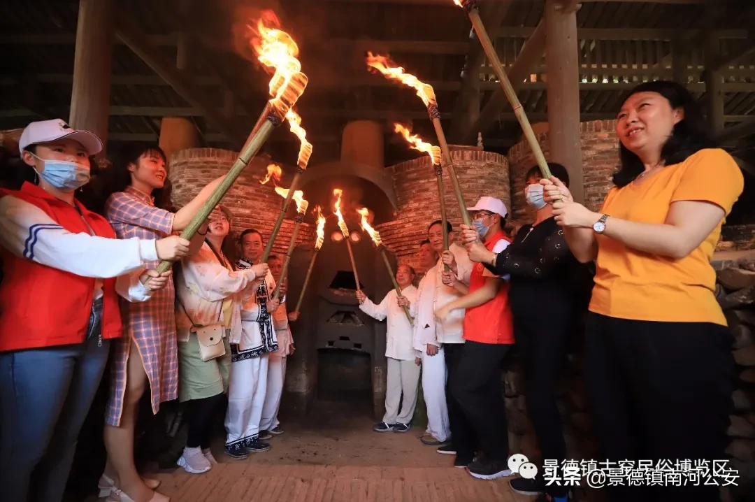 景德镇古窑龙缸窑复烧点火喜迎中秋国庆