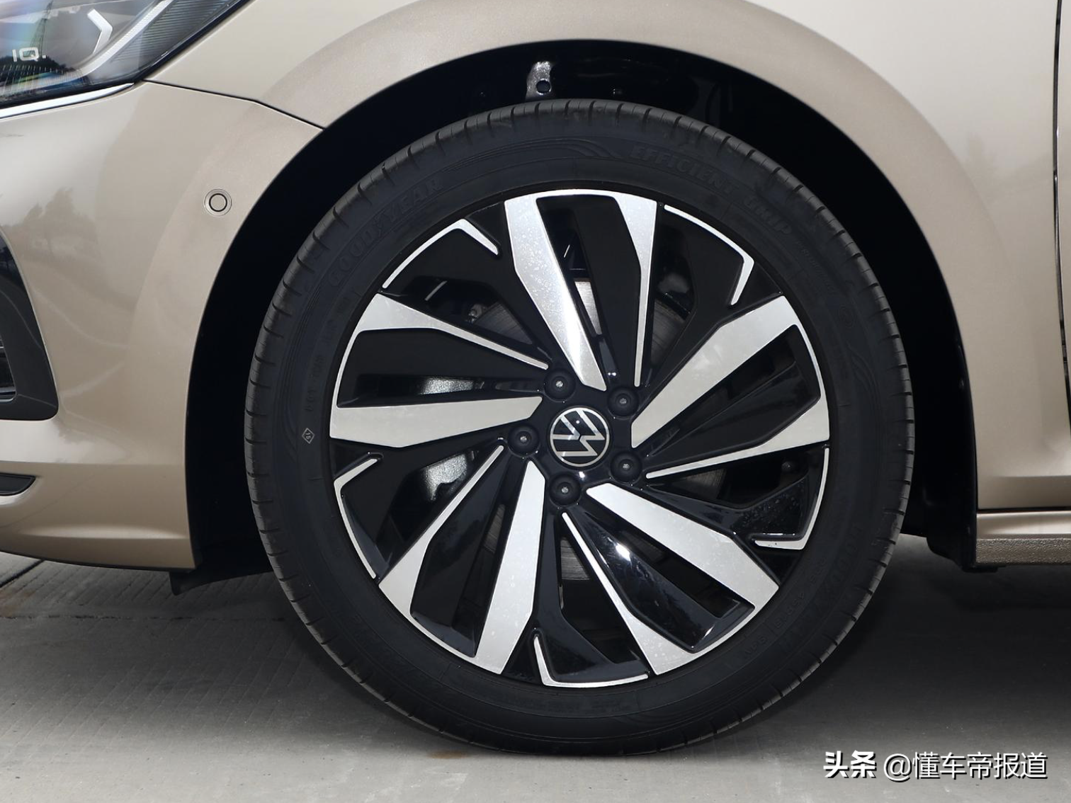 新車 | 推薦330TSI豪華版，上汽大眾新款帕薩特購車手冊