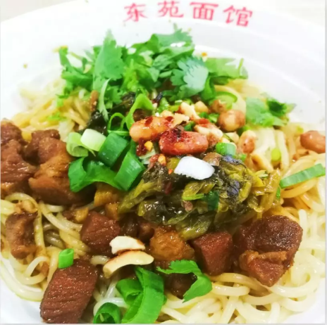 惊艳！东北这所高校：坐拥网红餐厅、高配宿舍，四季堪称神仙颜值