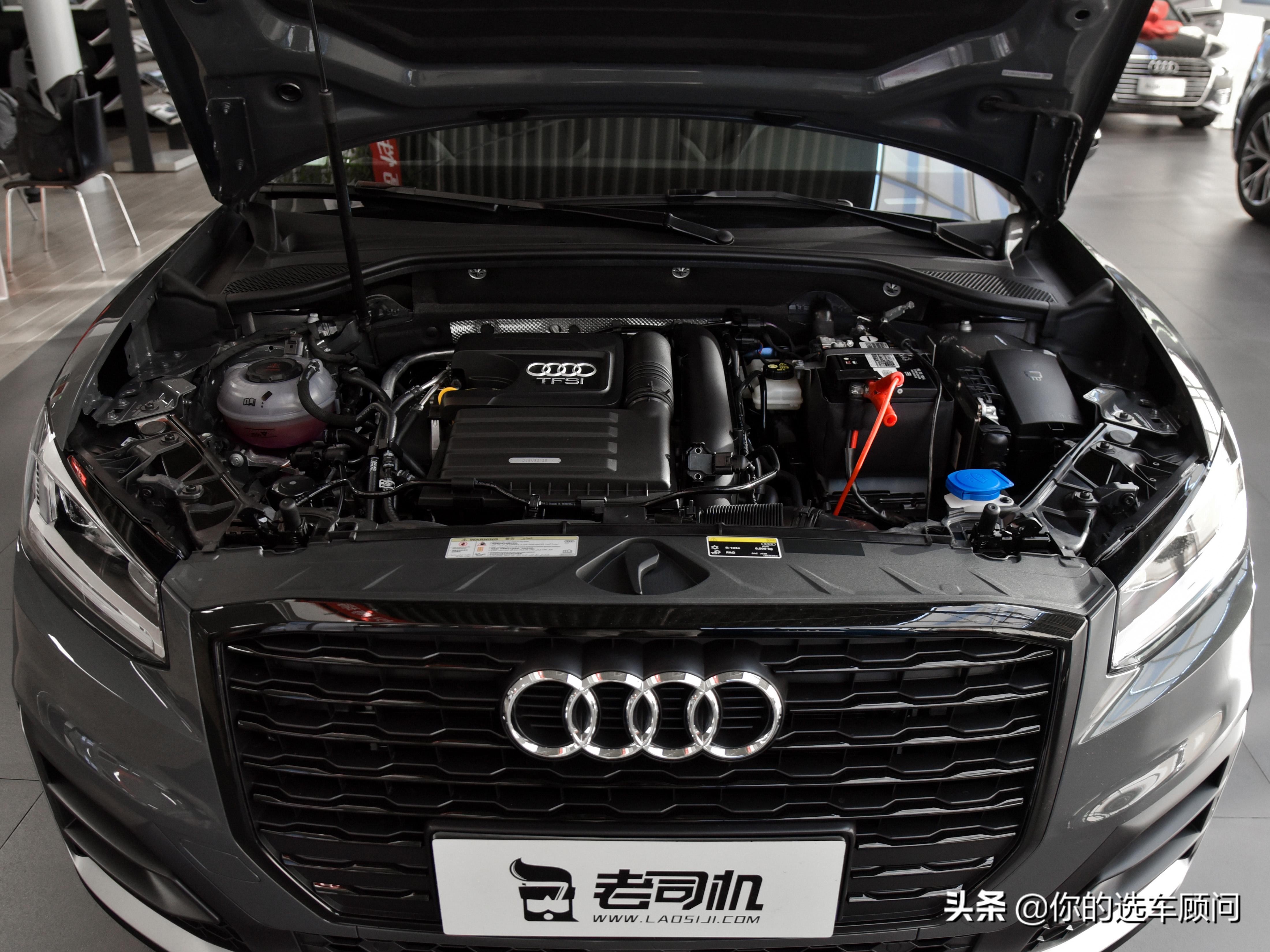 6.1L油耗的德系豪华SUV，21.88万起售还有优惠，实拍奥迪Q2L