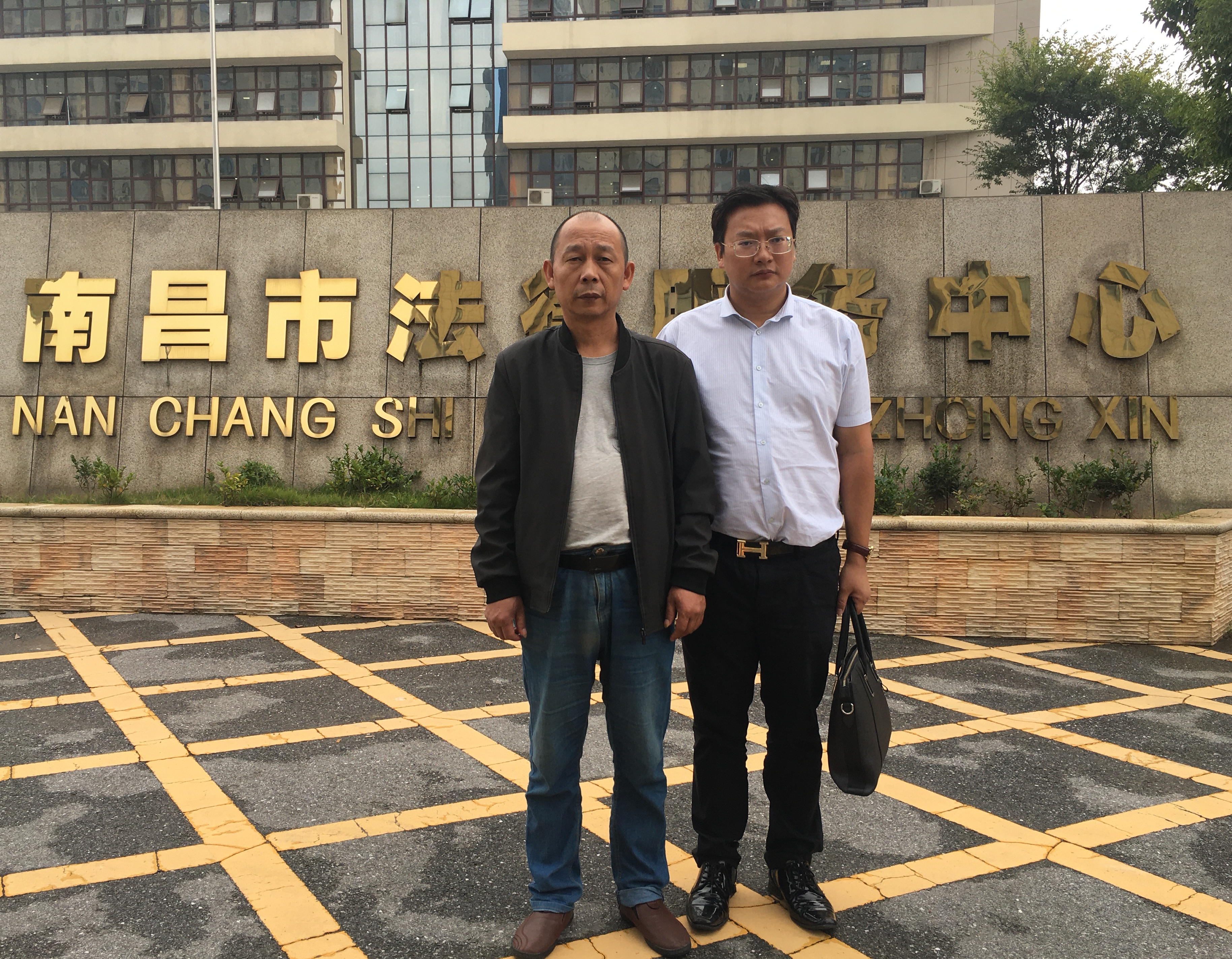 劳荣枝案9日开庭或一审宣判，曾当庭承认有罪，辩称受法子英胁迫愿倾尽所有赔偿，律师称不符合指定辩护条件