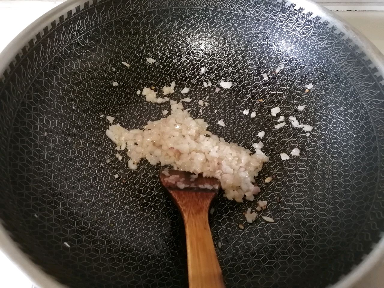 咖喱火锅汤底怎么做（火锅店最受欢迎的4种锅底做法）