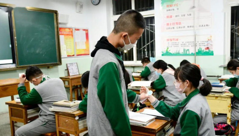 教育部新通知，多省加入3+1+2高考模式，2024年有望取消文理分科