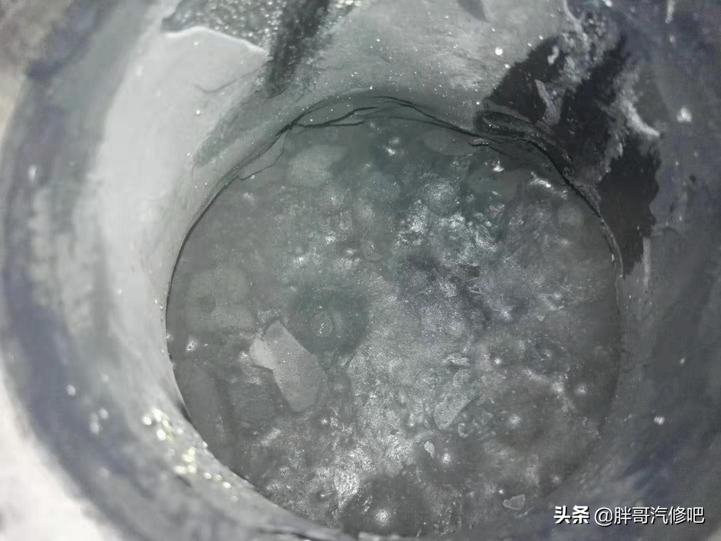 发动机故障灯EDC亮起，DPF微粒过滤器压差传感器，胖哥维修历程
