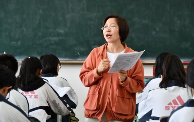 高三模拟考试从来没过400分，还能上本科吗？听听老师怎么说