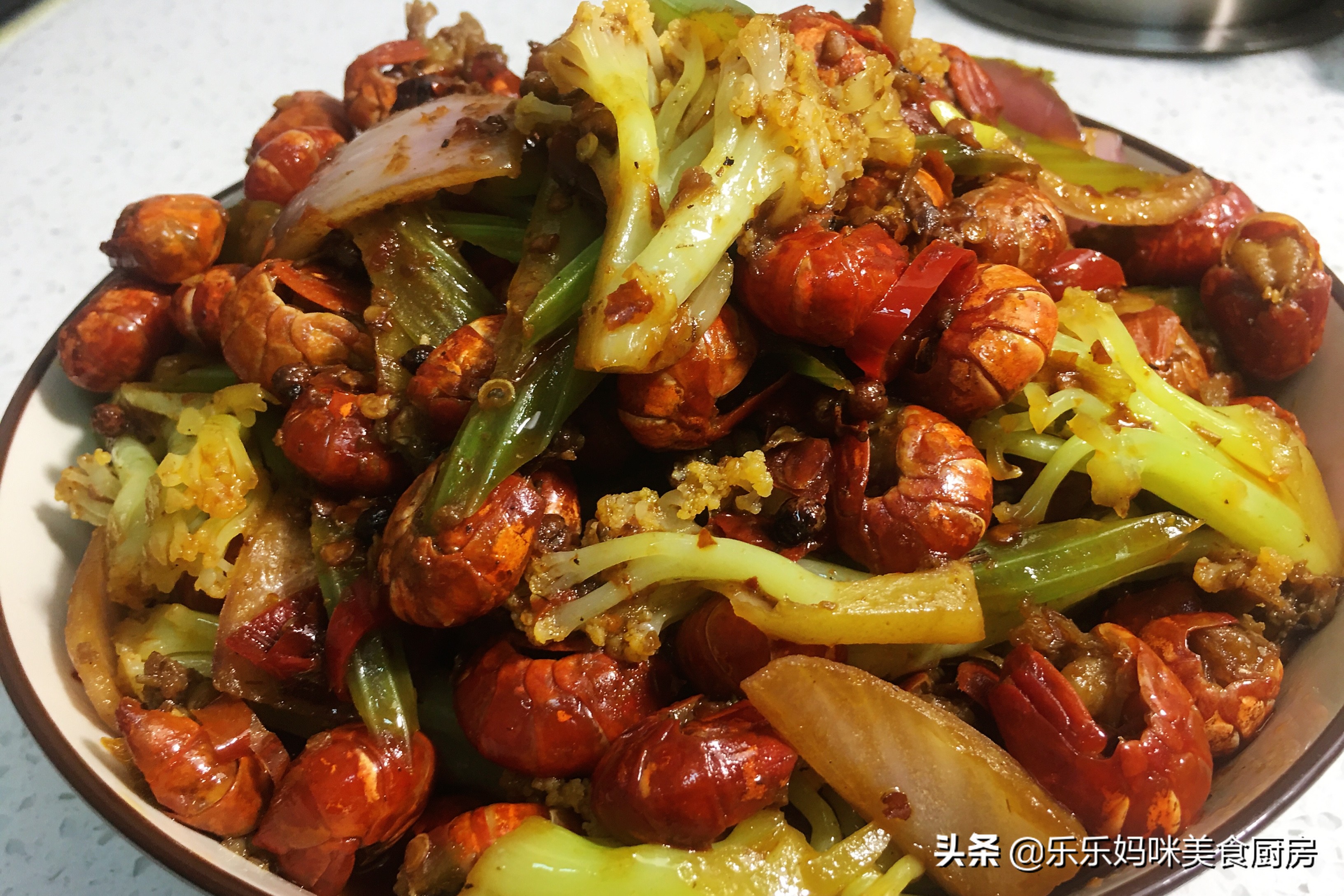 家常炒虾尾的做法大全(这样做炒虾尾经济实惠又好吃)