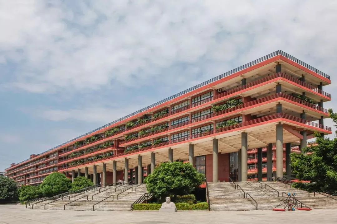 你知道就业形势最好的美术学院是谁吗？看完这五大优势就明白了