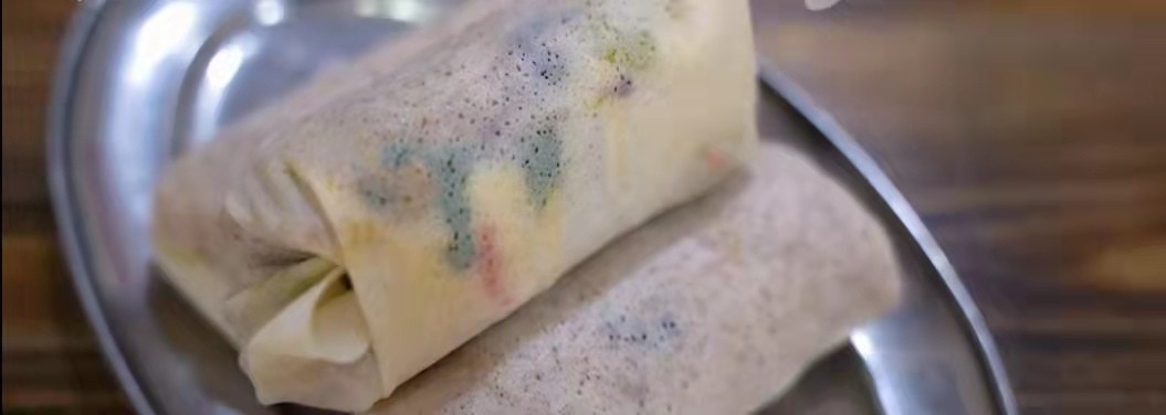 福建夫妻8年开店卖薄饼，70平方米小店日卖1000个，月入20万