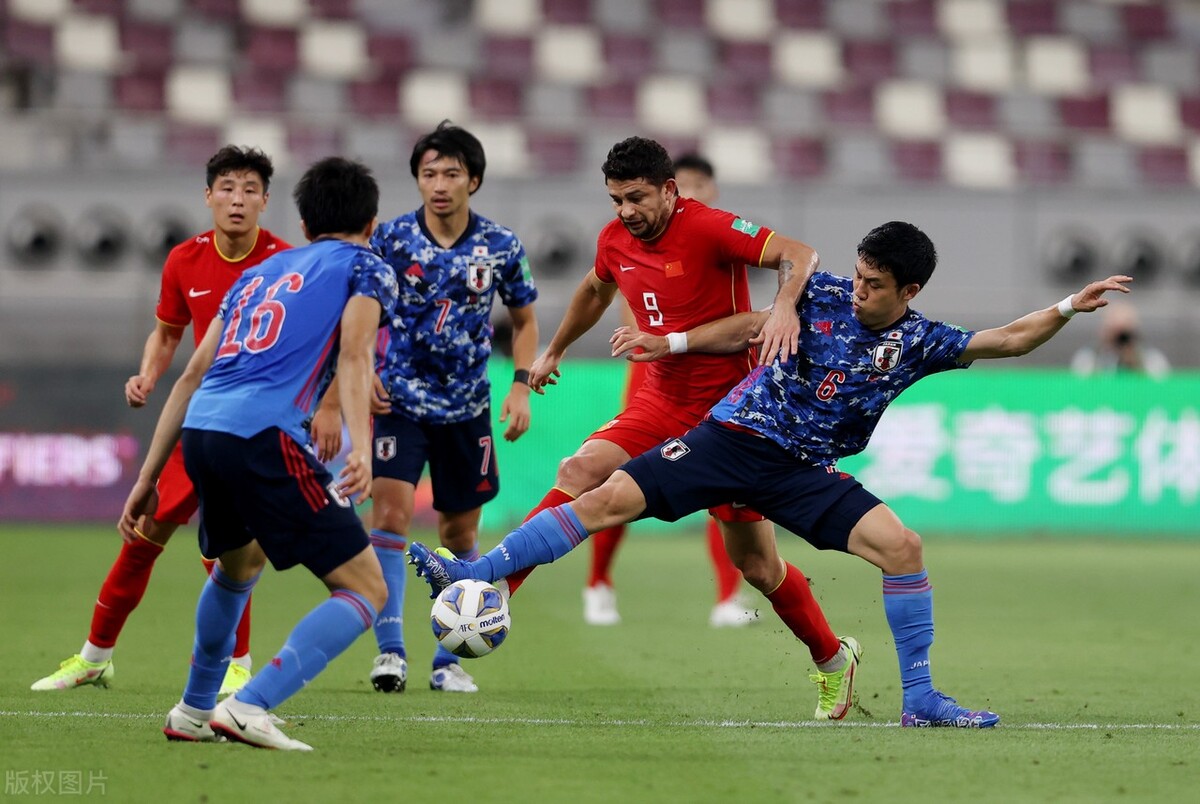 日本足球为什么能进世界杯(日本队为什么会在世预赛上遭遇两连败？)