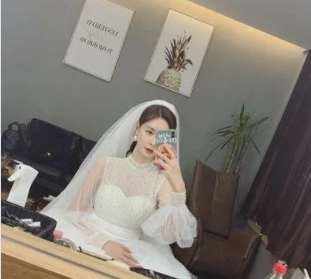 深扒！15年前一起合租，曾4次公开表白吴昕！确定海涛不爱梦辰