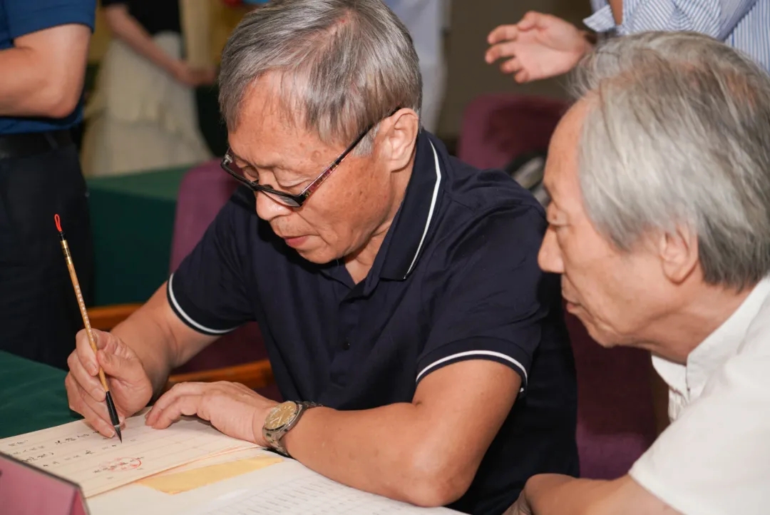 2021高考在即，提前看一眼你的大学录取通知书吧，高考加油