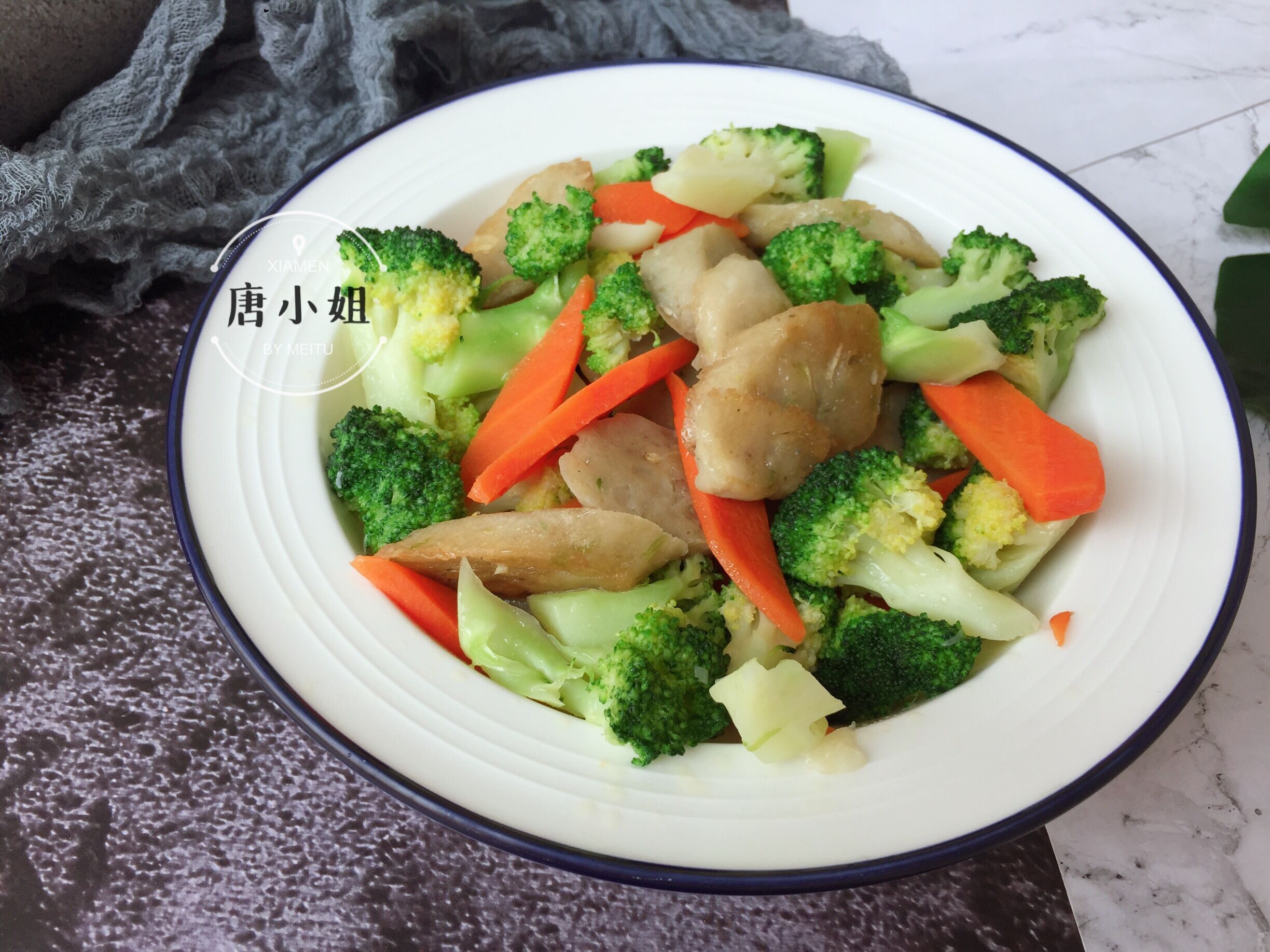 闽南特色小吃崇武鱼卷，煮汤炒菜清蒸都好吃，泉州人吃不腻家乡菜