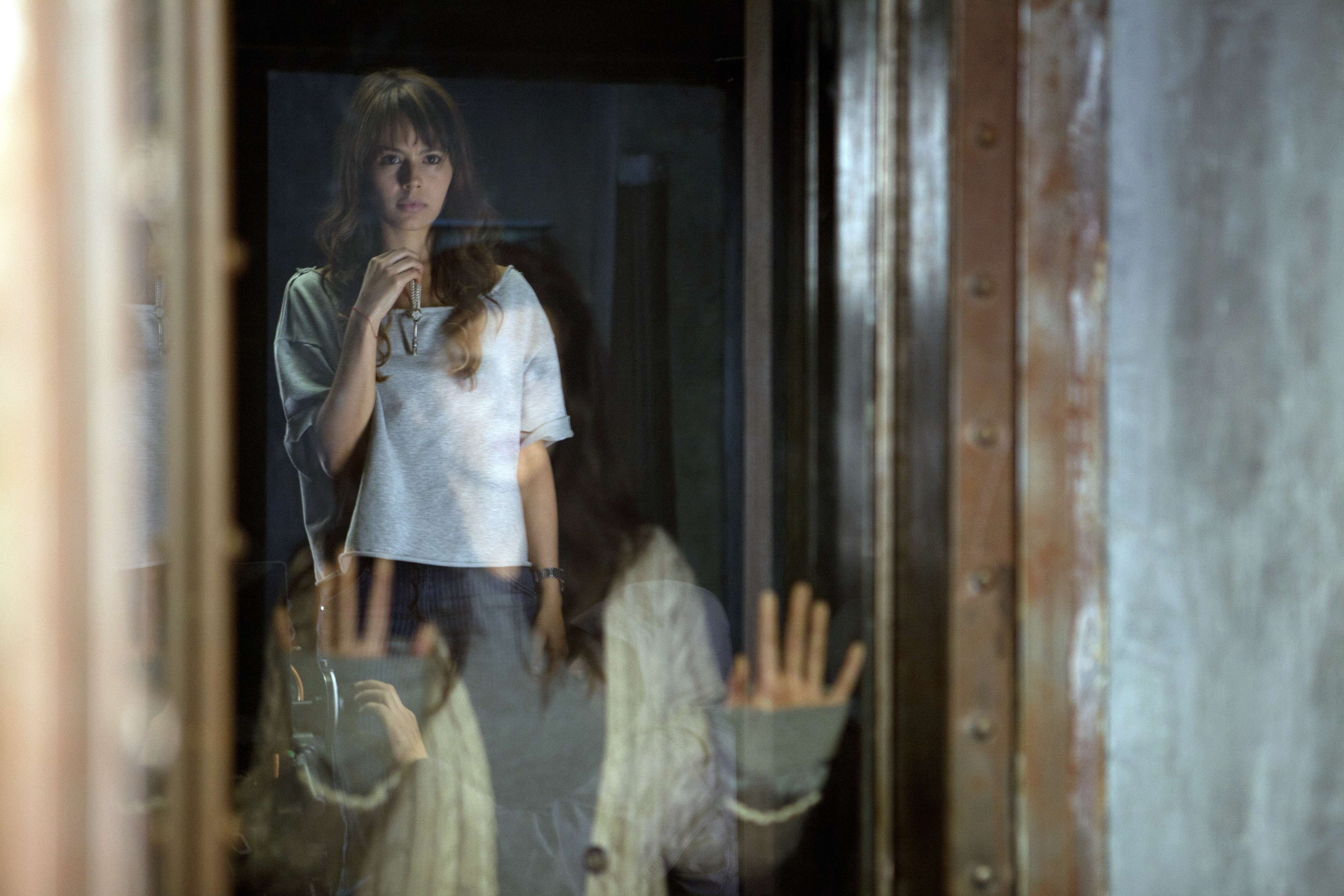 黑暗面电影剧情「解说」 _晶羽科技