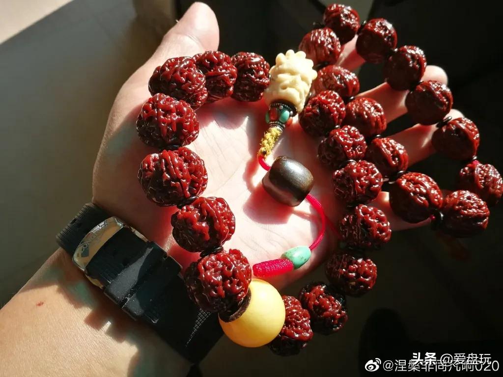 手串儿怎么盘，包浆才好看？这可大有讲究