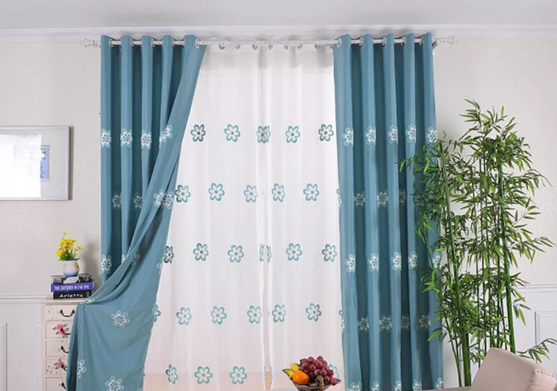 除了窗帘本身以外,支撑窗帘的杆子才是重中之重,虽然款式很多,但是