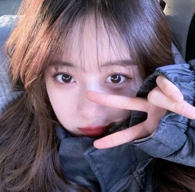 女生头像:想谈恋爱,谁提分手头发就掉光的那种 -今日头条