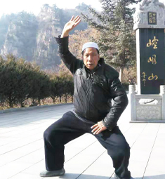 甘肃平凉市崆峒区人李文俊