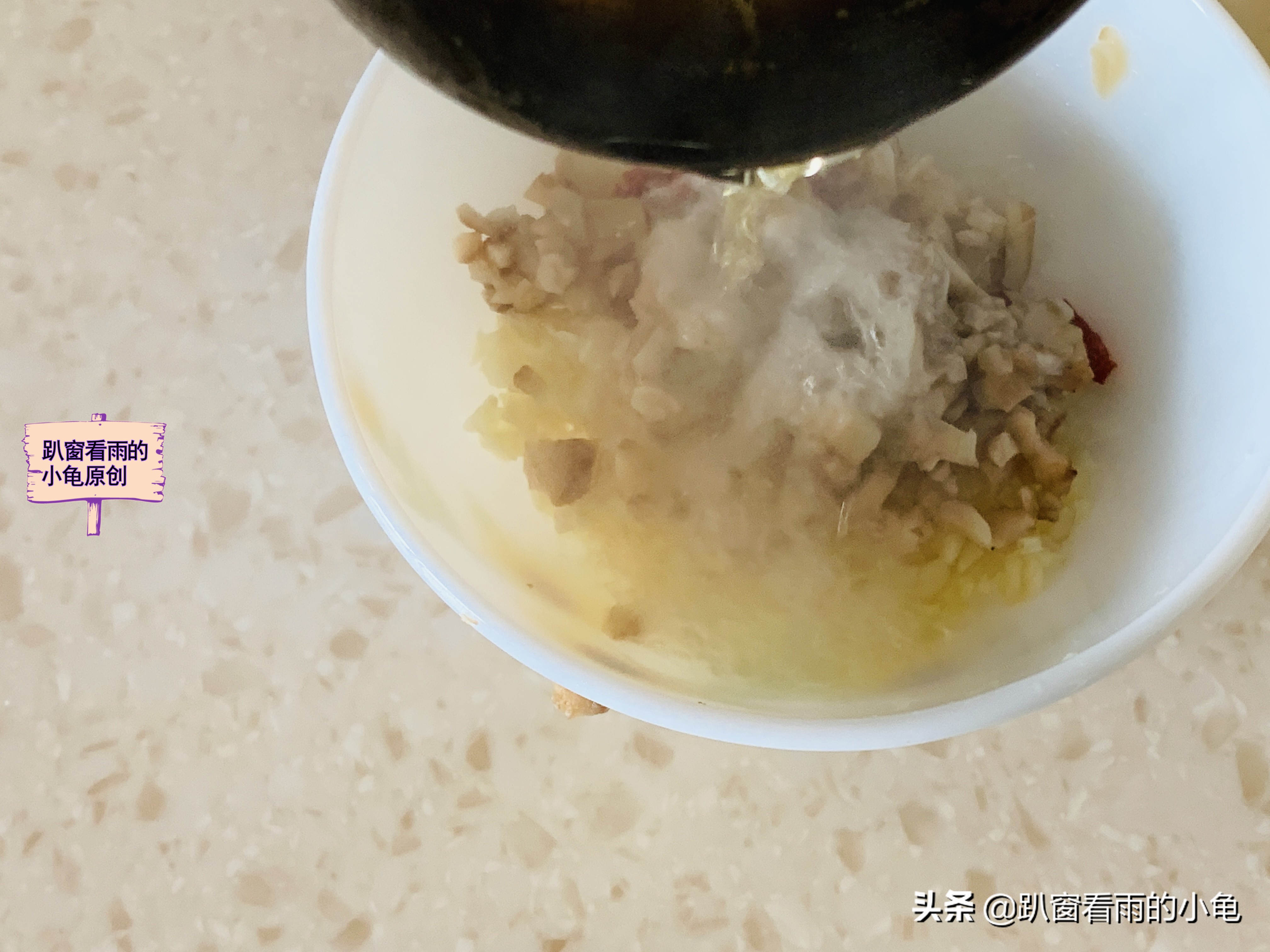 这才是香菇最好吃的做法，软嫩鲜香又解馋，大人孩子直呼吃不够