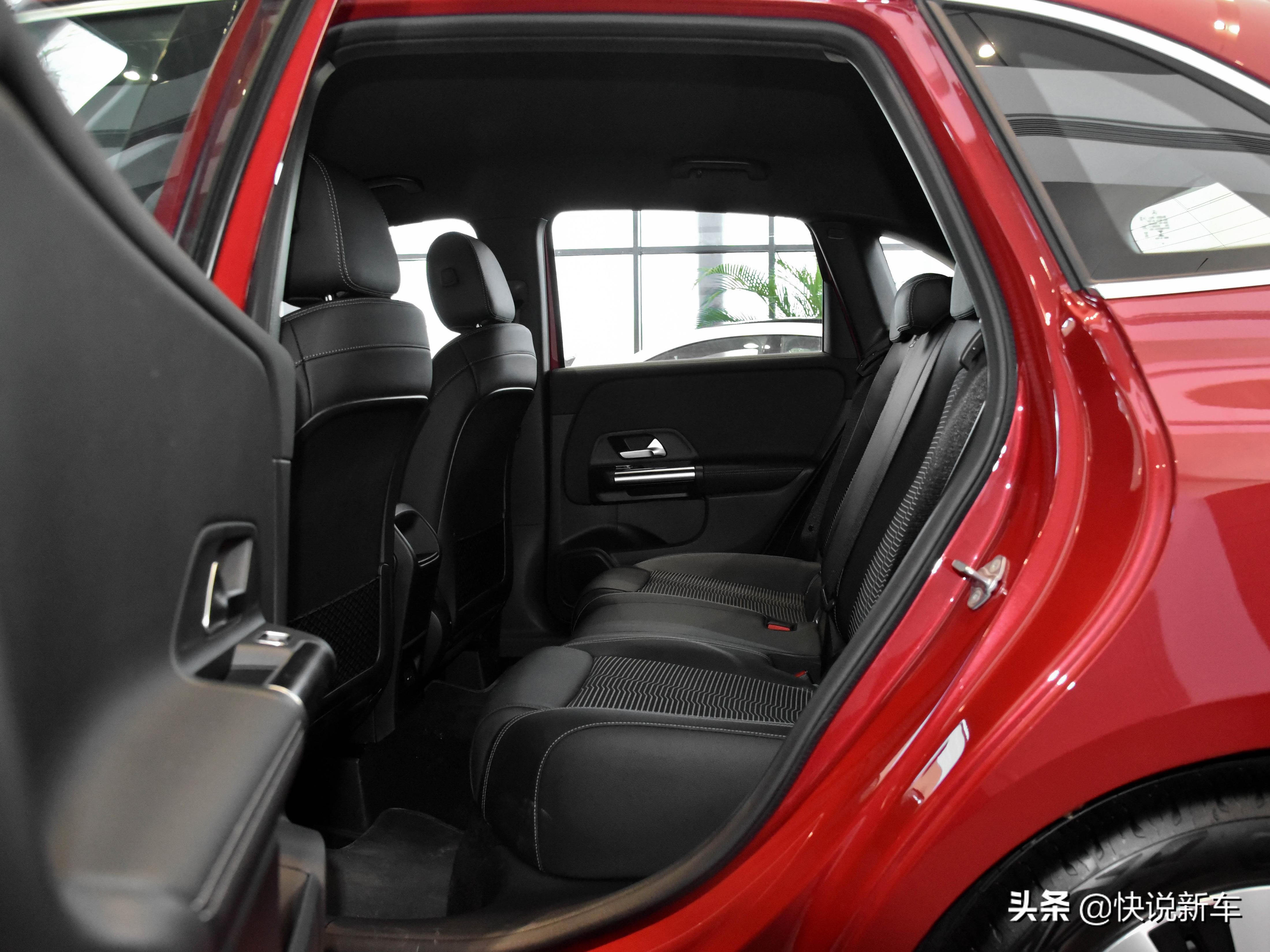 价格便宜的原装进口奔驰，空间比入门A级更大，带你看奔驰B级