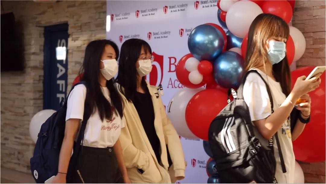 邦德学院（加拿大邦德多伦多国际学院开学第一天）