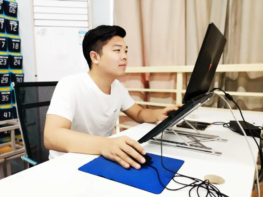 老师化身“主播”？快看过来，新学期网课开始啦