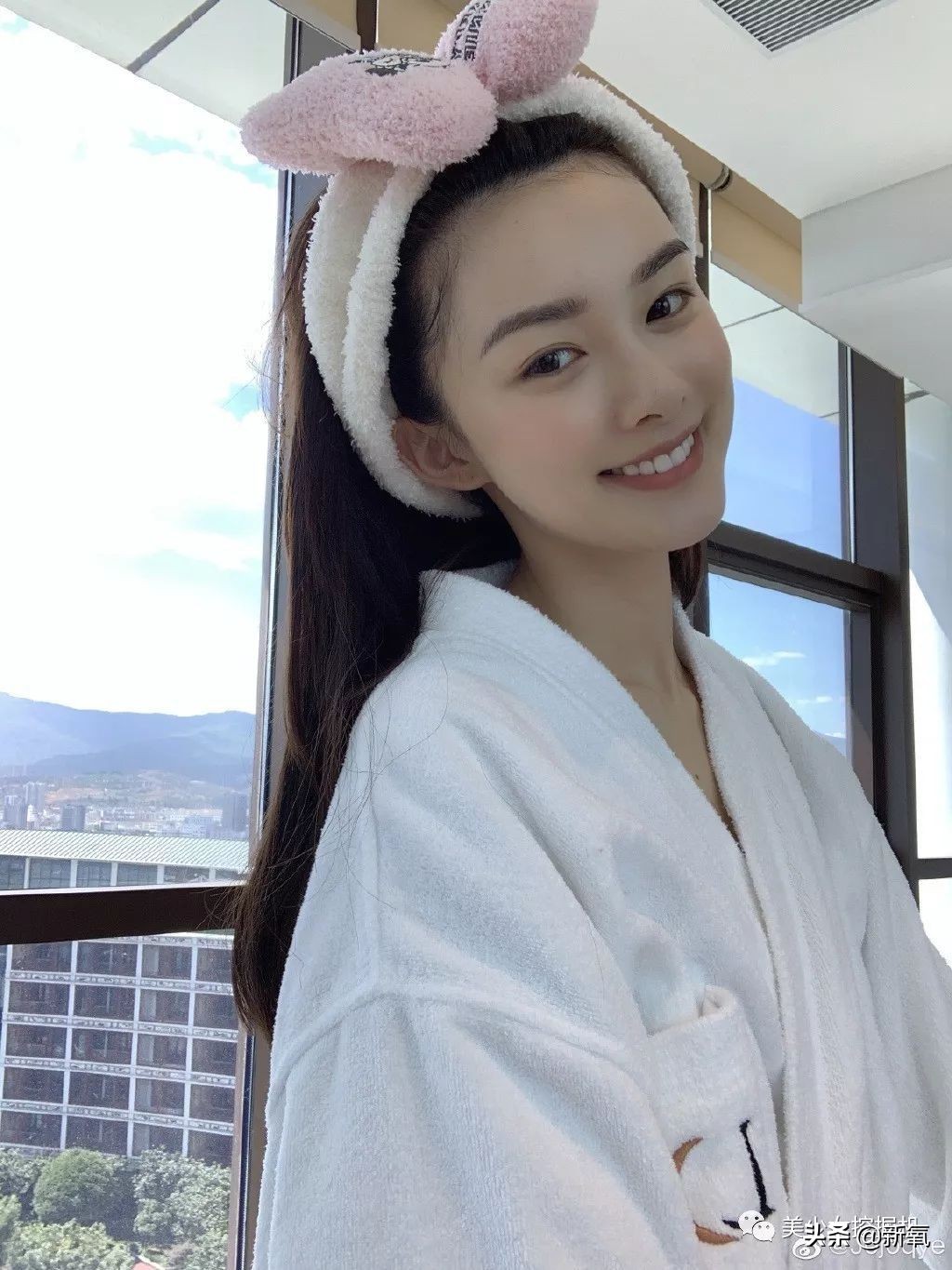 白富美网红鼻祖,嫁富二代又离异,凭少女感被捧成圈内资源大咖?