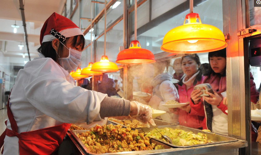 重点985院校被众人称为“中国吃饭大学”，把隔壁学霸都馋哭了