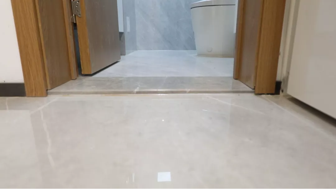 这房子暗得我看不下去了！改造之后变八口阳光之家