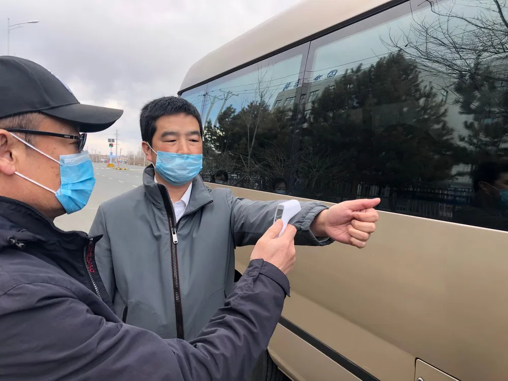 硬核“备战”开学 || 哈铁建学校举行疫情防控演练