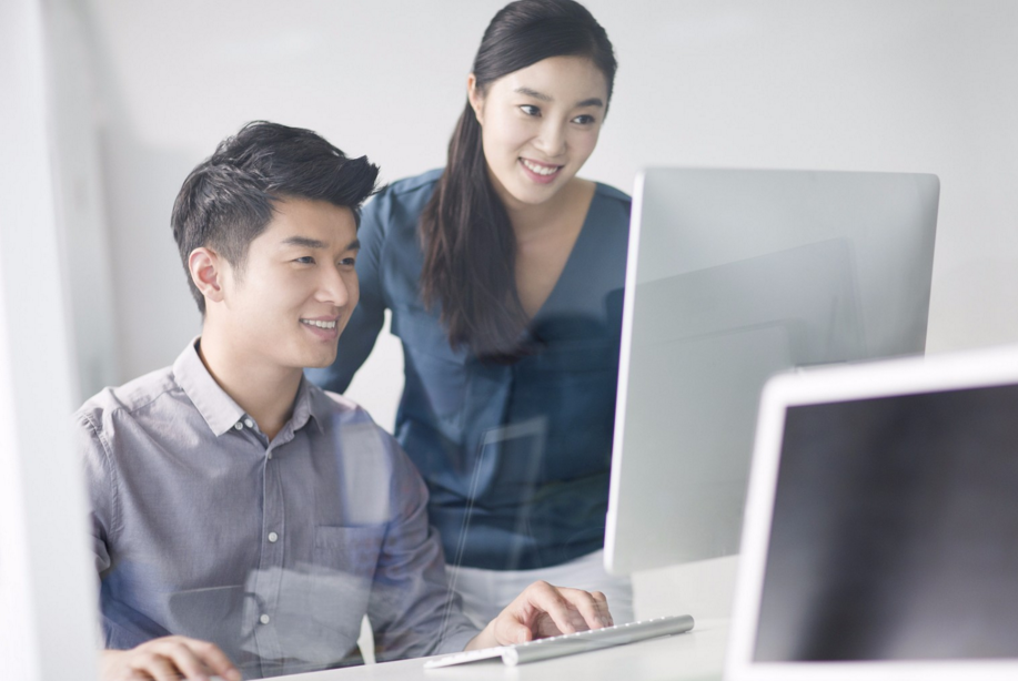 大学生迎来好消息，满足条件就可成为公务员，身份还是干部级别