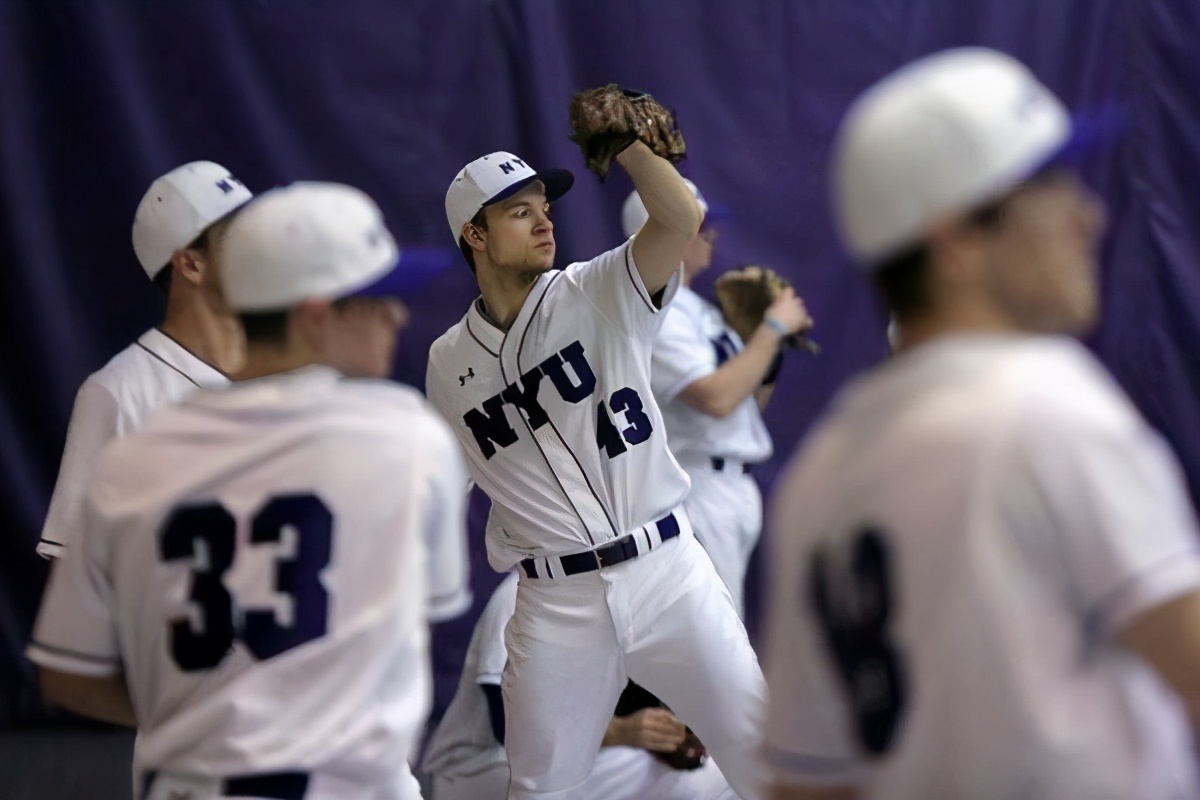 我在纽约大学读EE（电子工程）