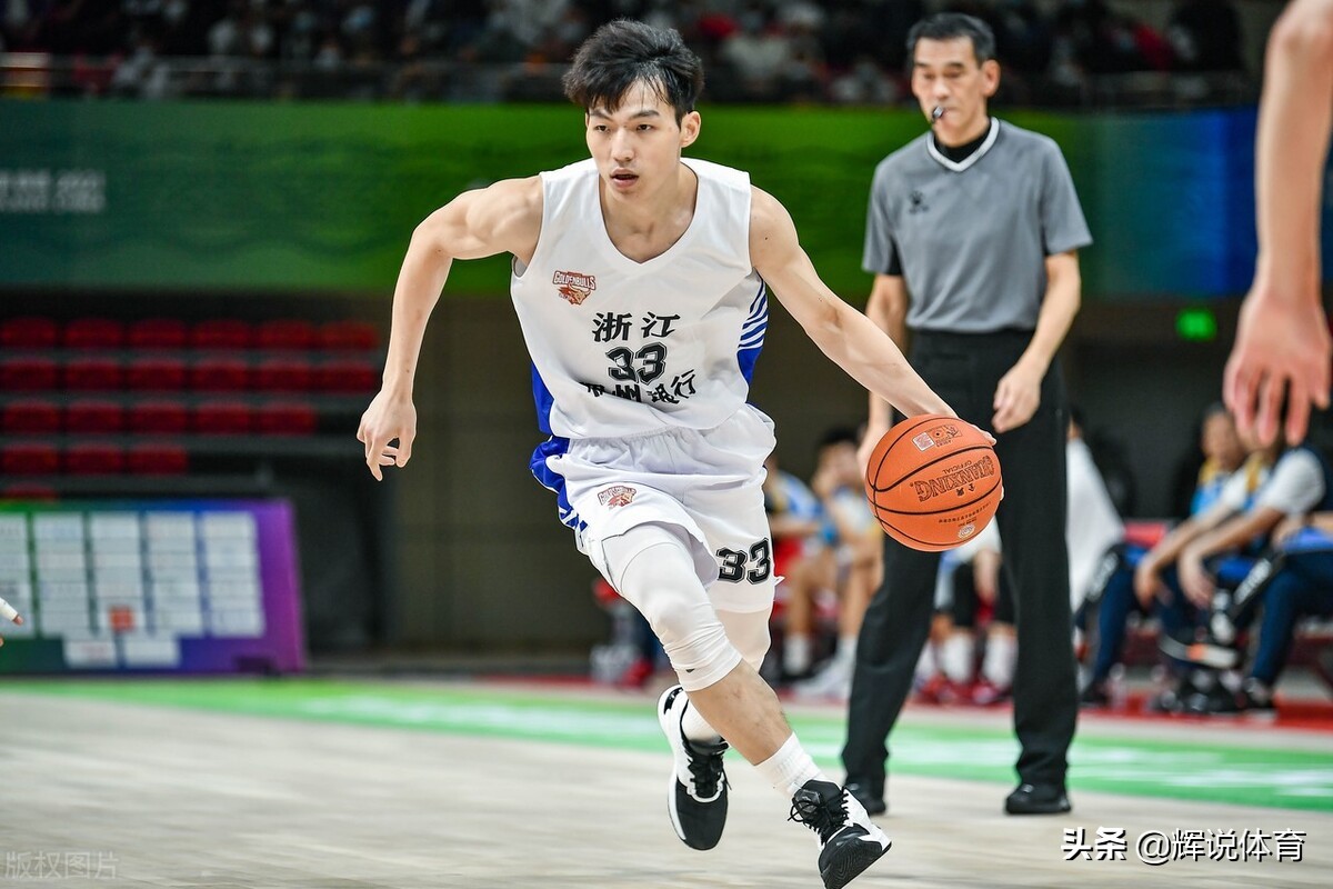 为什么cba球星没有签名鞋(人气已经很高了，这几位CBA球员也该拥有签名鞋了吧)