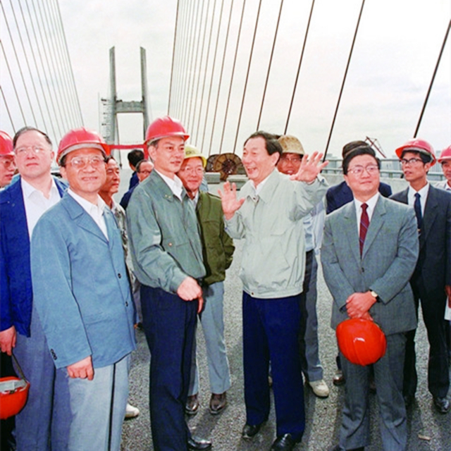 朱镕基在清华介绍自己的新书：只讲真话没有套话