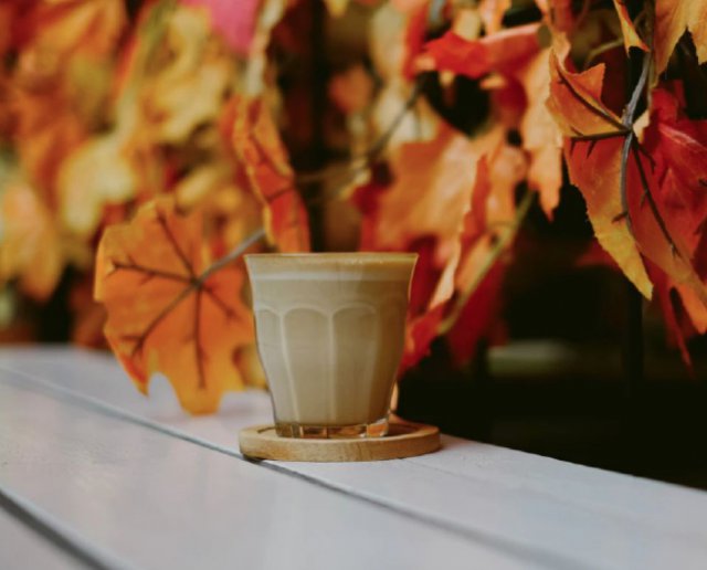 散文：一怀秋之私语，一杯午后的咖啡(咖啡情感励志文学)