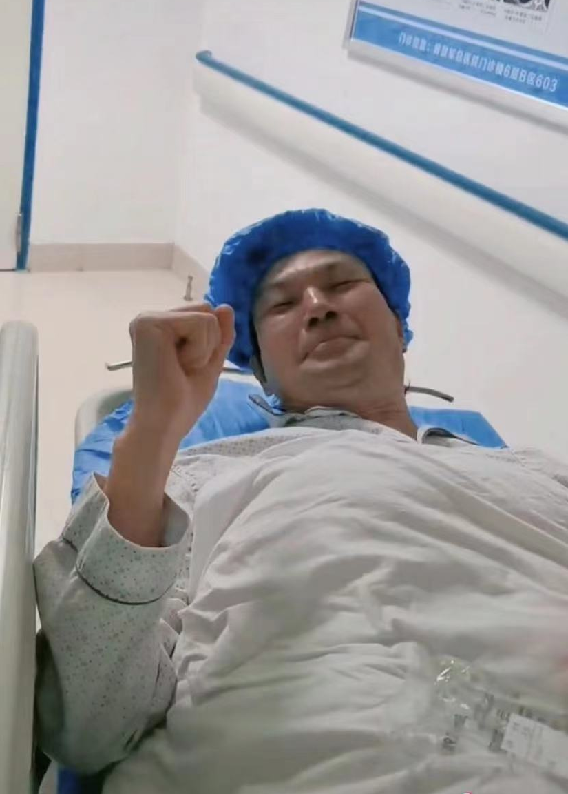 主持人李彬曝病情現狀！輾轉做檢查憔悴消瘦，和醫生度中秋仍樂觀