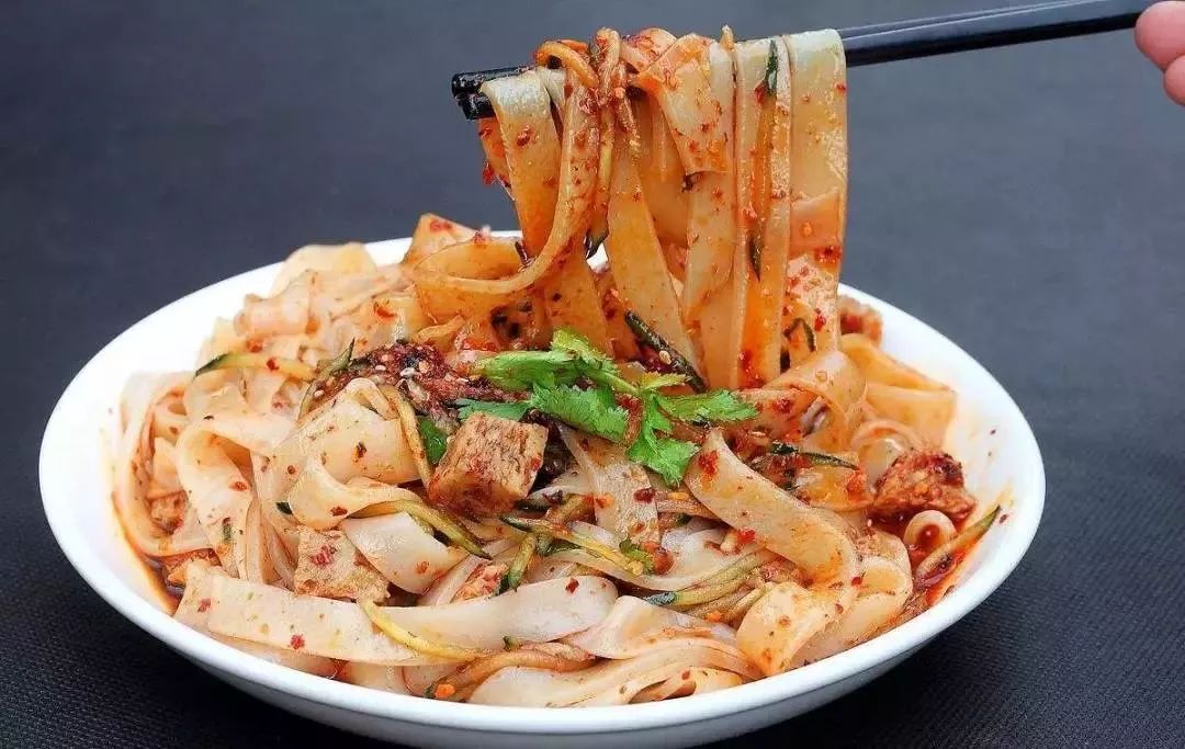 西安的美食能排出前十名么？大家心目中的西安美食是哪些呢？