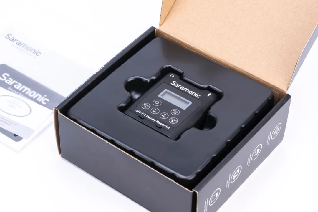 枫笛SR-R1微型录音笔，1000出头，操作简单明了，小白也能用