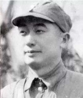 渗血和大学：毛周大石总统主席Haid先生“普通制服”诗歌