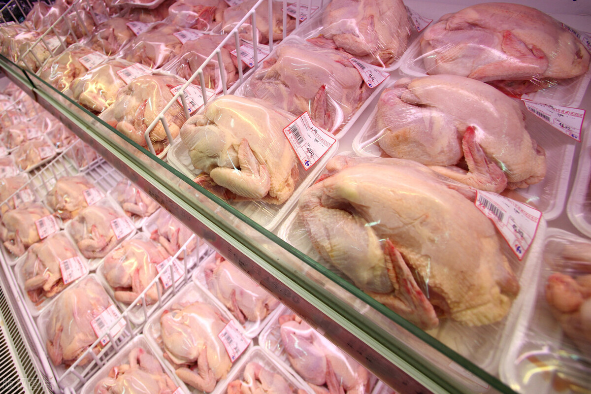 鸡肉跌20%，羊肉2月跌14元，鱼价也跟跌，吃肉自由来了？