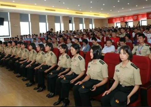 女生高考350也能当“士官”，需满足哪些条件？22届考生记得收藏