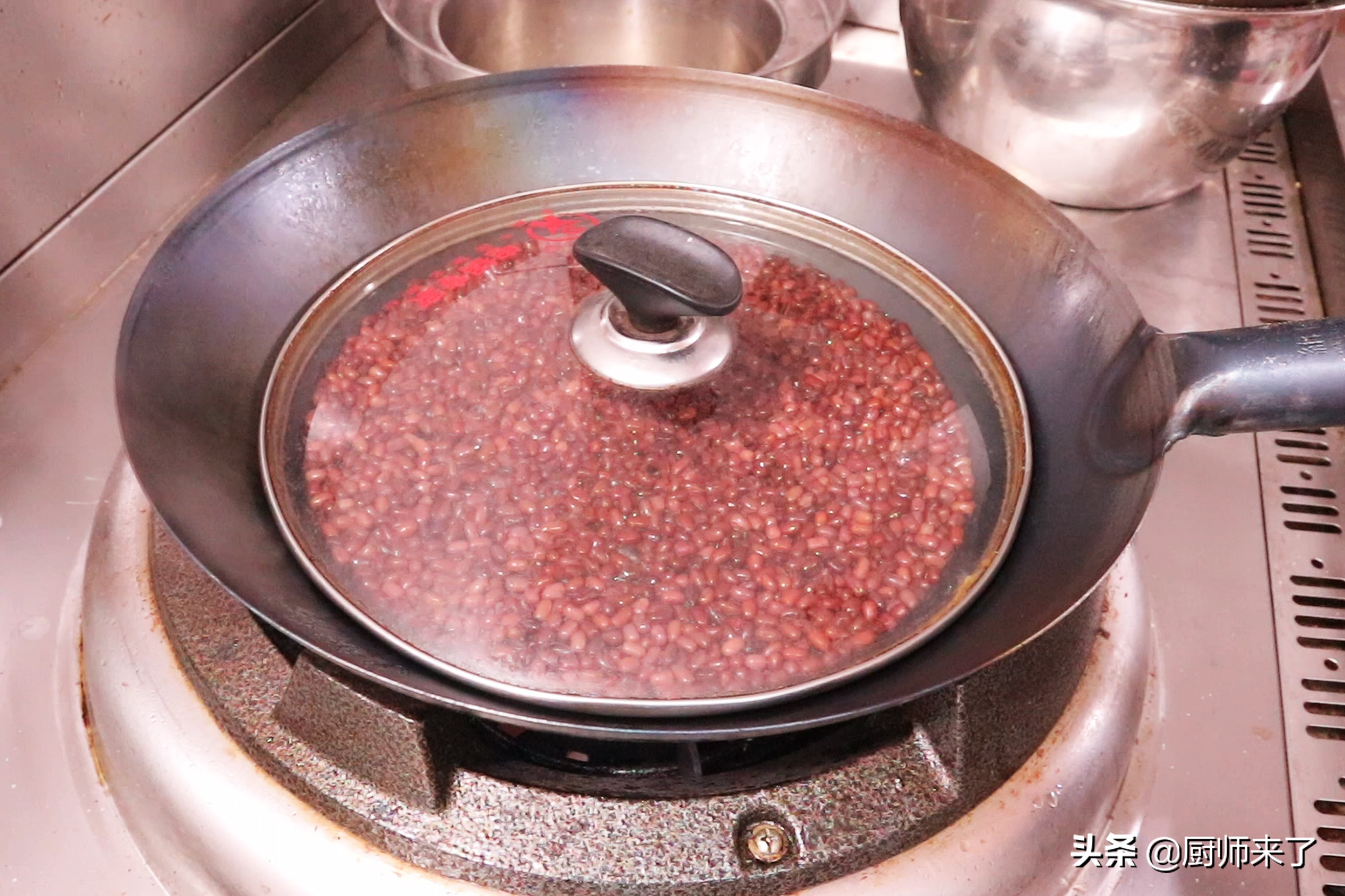 手工红豆沙怎么做成馅料，小红豆做成豆沙的步骤方法