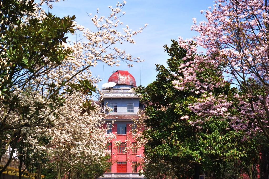 湖南师范大学2021本科录取数据：本地生占57.92%，师范生占34.7%