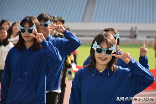 南京财经高等职业技术学校举办2021年秋季田径运动会