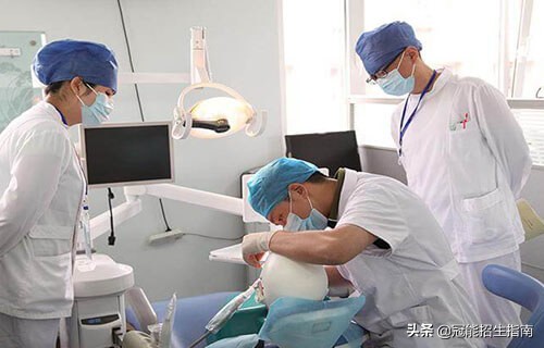 初中毕业生可以读哪些卫校-2021年卫校热门专业