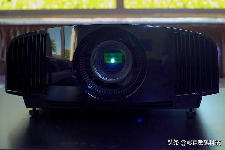 2020 最佳家庭影院投影仪排行：“家用投影仪”应如何选择？
