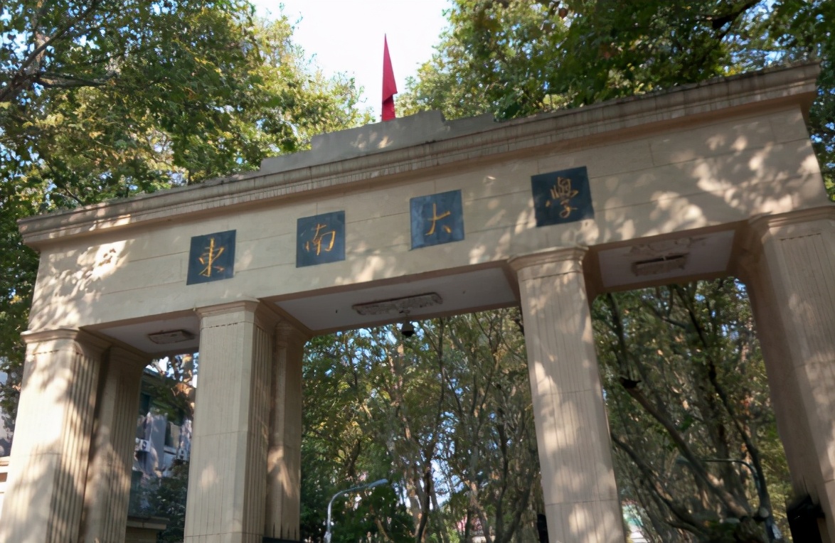 高考“文言文”作文火了，全篇755个字，有30个字老师不认识