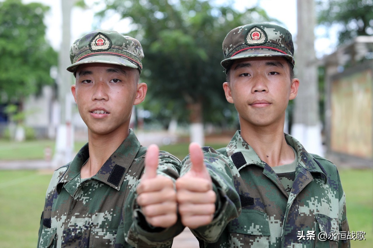 大学生考军校（大学生当兵想考军校）